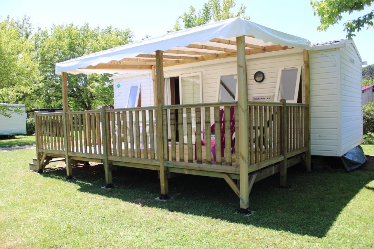 Camping Familial Paisible Avec Piscine, Mobil Home , Chalet, Studio & Emplacement Nue Casties-Labrande Exteriér fotografie